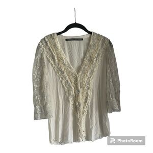 Robert Scarpa button down lace blouse